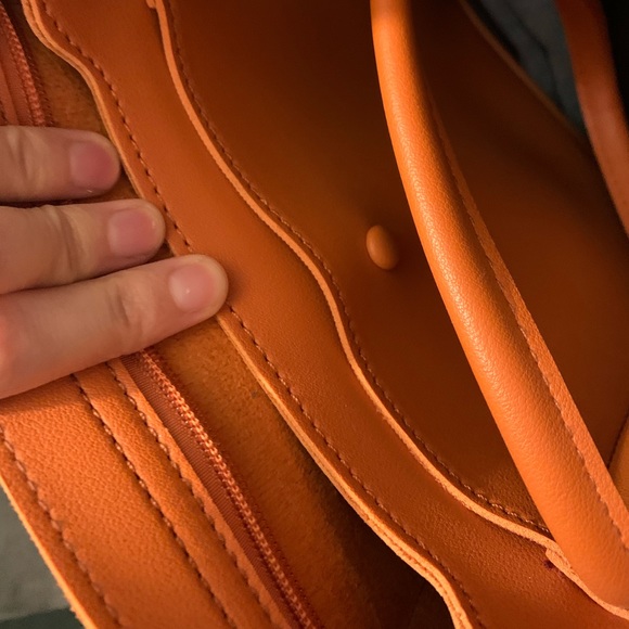 Orange bag - Picture 2 of 4